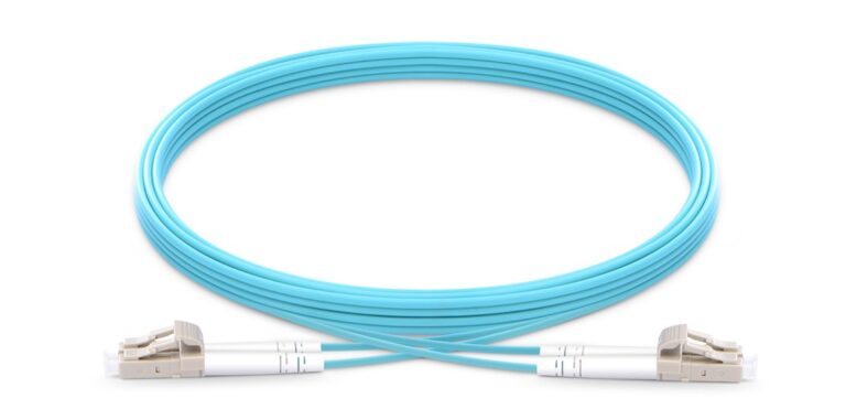 SINGLEMODE & MULTIMODE PATCH CABLES multipleS SIZES & CONNECTORS